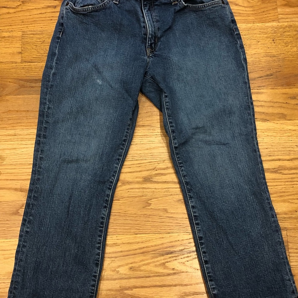 Gap bootleg capris